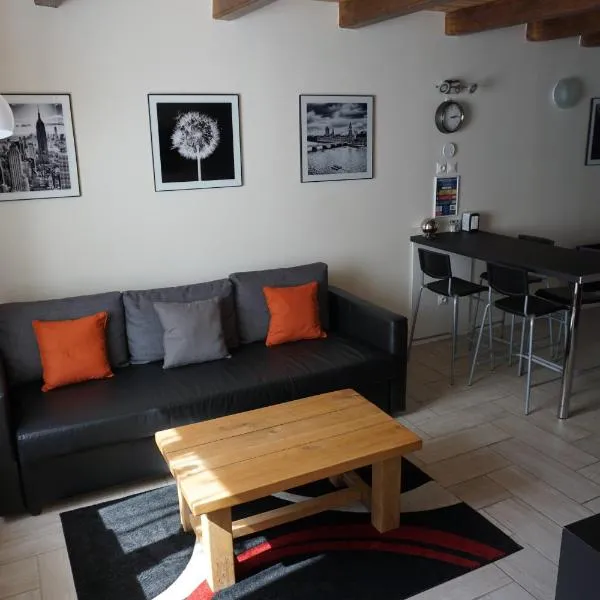 Duplex Rue Haute, hotel en Lucey