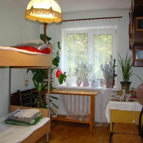 Очень уютная, тихая, єко комната с видом на сад, hotel v destinaci Vinnycja