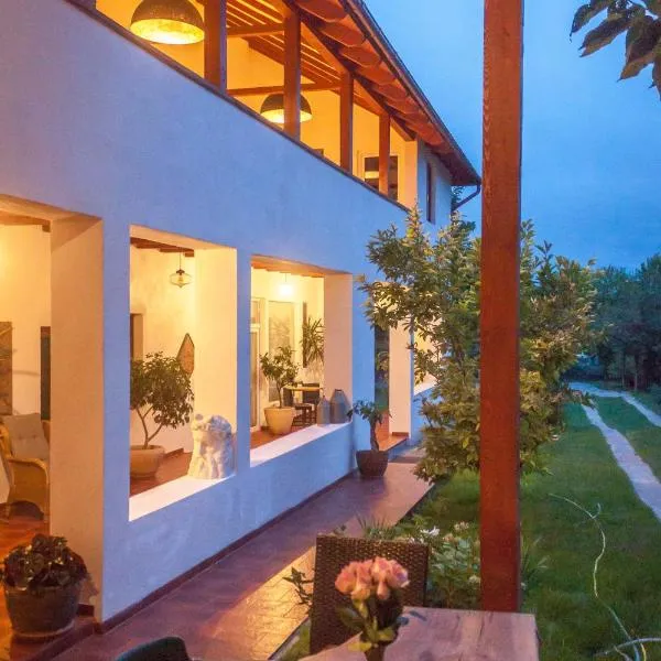 Elma Guesthouse, hotel v destinaci Alba Iulia