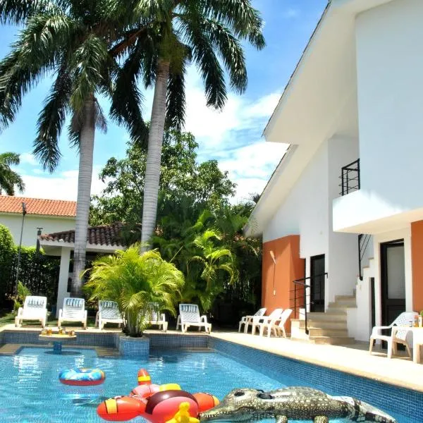 Incluye auxiliar doméstica PISCINA PRIVADA, hotel v destinaci Girardot