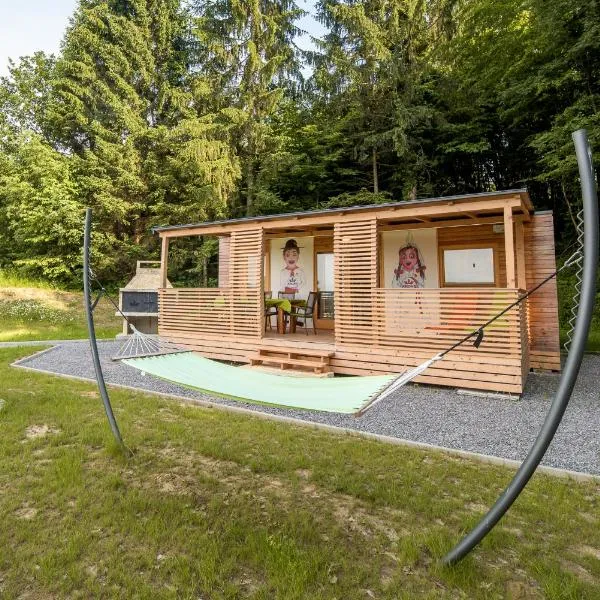 Glamping Krone Kolpa Heaven, hotel in Griblje