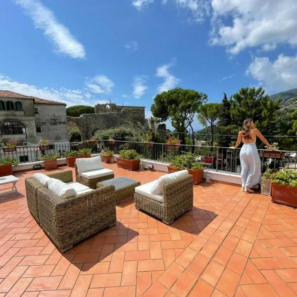 Antica Porta Residence, in the center of Ravello, 3 min walk within Villa Rufolo and the main Square, hotel in Ravello