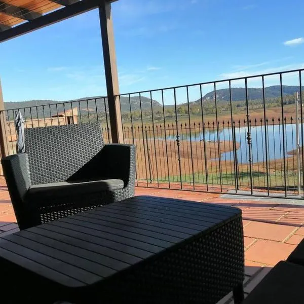 Casa CijaraRural, ξενοδοχείο σε Pantano de Cijara