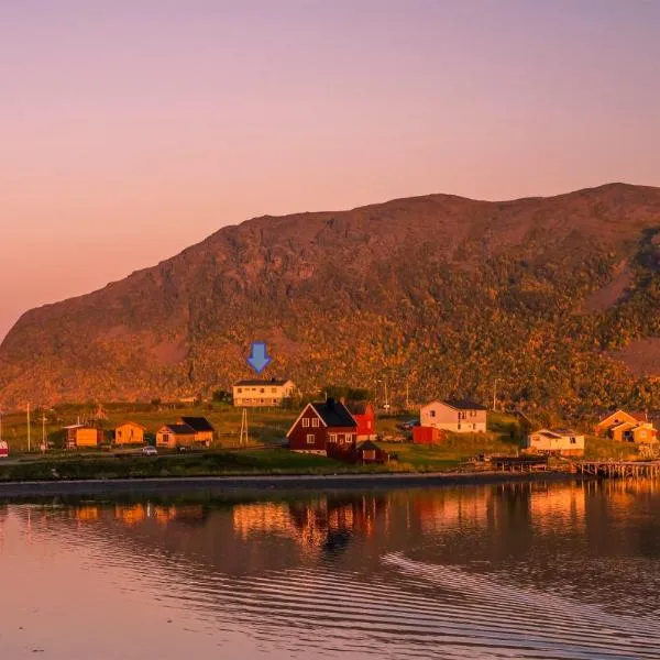 Smørfjord Ferieleilighet, hotel in Russenes