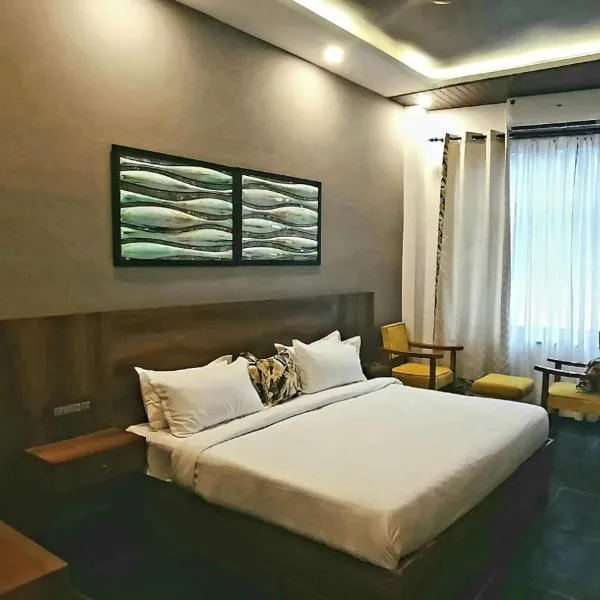 Meeram Ganga, A Heritage Stay by the Ganges at Triveni Ghat photo 2
