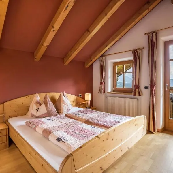 Oberplunerhof - Fewo Bruneck, hotel v destinaci Colli in Pusteria