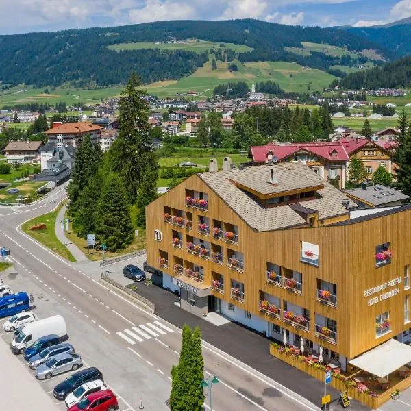 Hotel Dolomiten，多比亞科的飯店