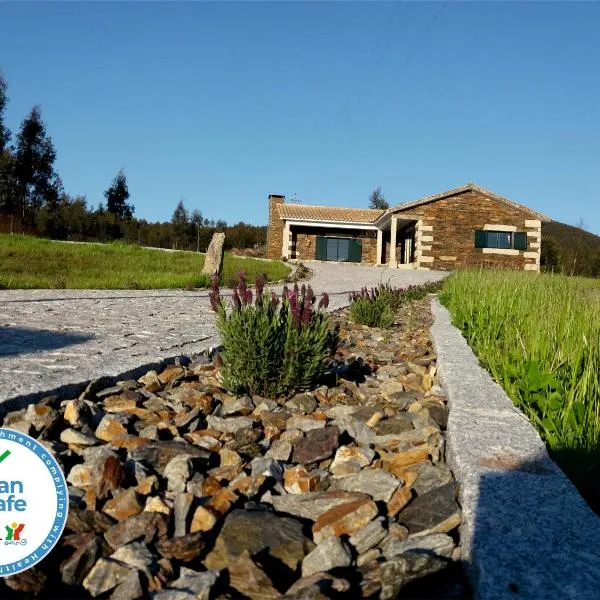 T3 com Piscina e Jardim - Casula no Caramulo, hotel v destinaci Tondela