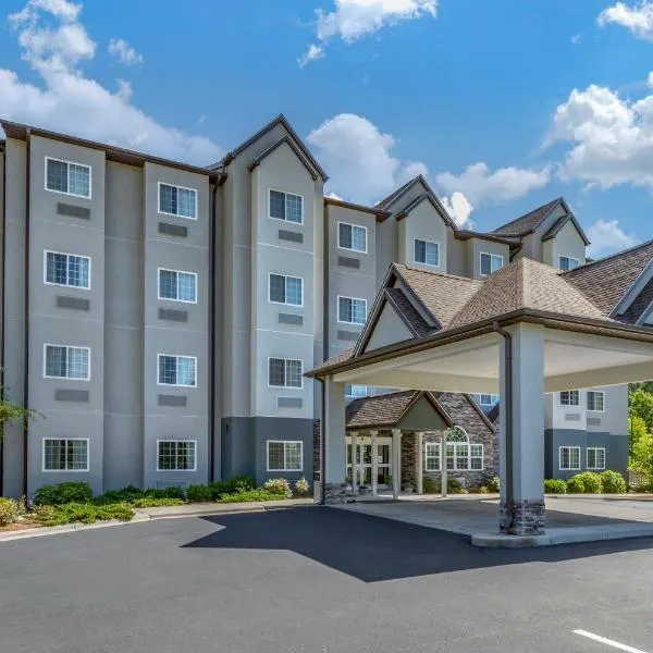 Microtel Inn & Suites Dillsboro/Sylva, hotel em Dillsboro