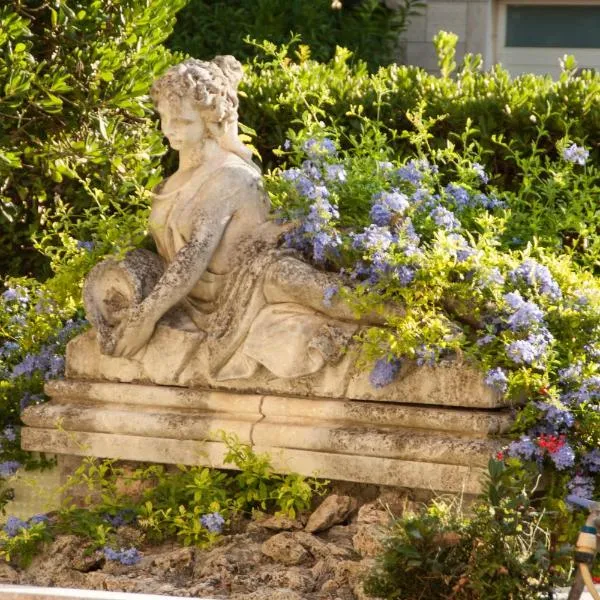 La Gran Dama, hotel v destinaci Roseto degli Abruzzi