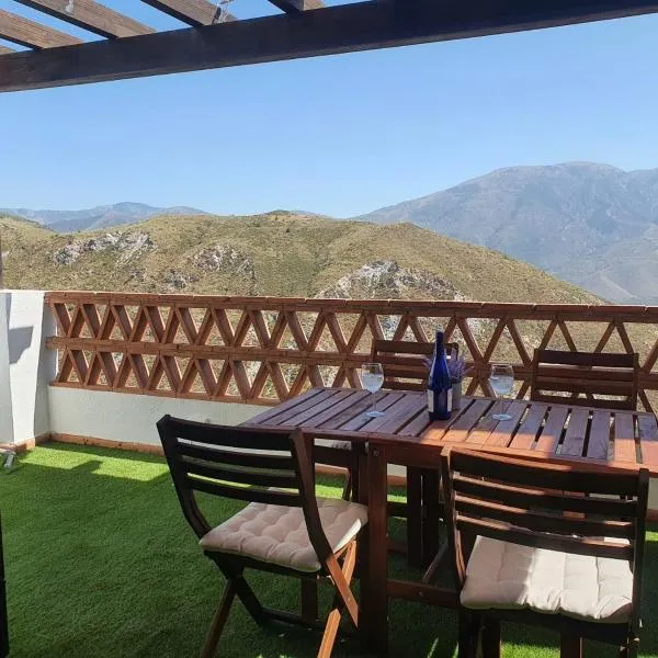 tuGuest Carataunas Apartment Alpujarra，Carataunas的飯店