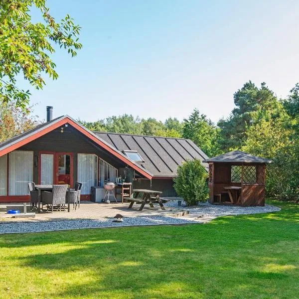 6 person holiday home in Fårvang, hotel in Fårvang