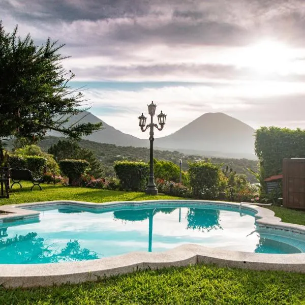 Hotel Juayua, hotel in Los Naranjos