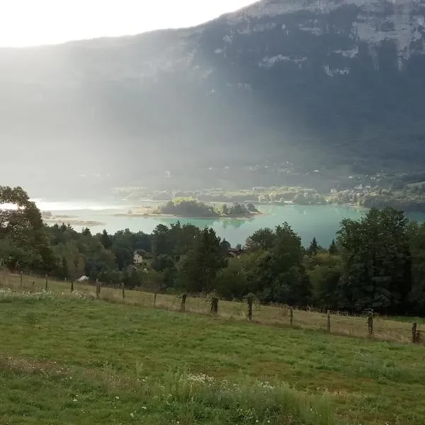 SOUKAVATi TOUSBHITA AKANISHTA KEAJRA, hotel em Dullin