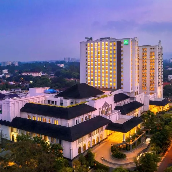 ibis Styles Bandung Grand Central, hotel v destinaci Bandung