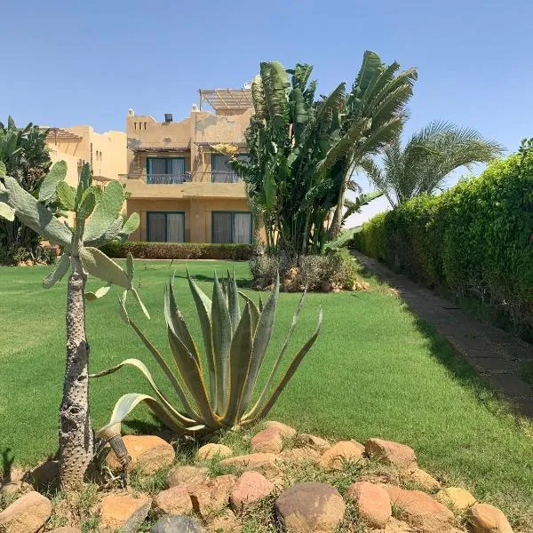 Villa with Sea View at Sinaway Lagoon Resort & Spa Ras Sedr, South Sinai, hôtel à Ash Shaţţ