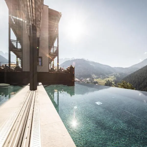 Charme Hotel Friedrich, hotel Nova Levantéban