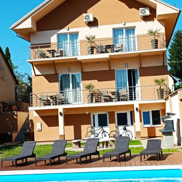 Karos Bianco Apartmanház, hotel v destinaci Zalakaros
