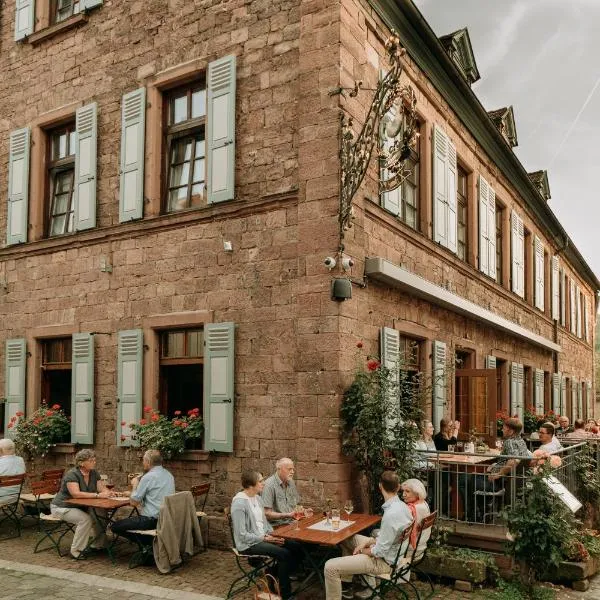 Fränkischer Gasthof-Hotel zum Koppen, hotel v destinaci Gemünden