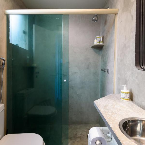 Ocean Blue Moderno Próximo à Praia do Leblon Vista Mar Espetacular Piscina Garagem Wi Fi e Sauna - Foto 3