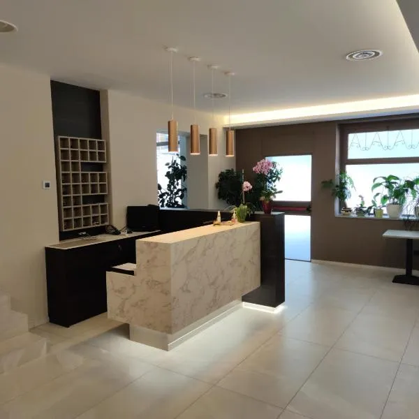Hotel Emiliana, hotel v destinaci Villadossola