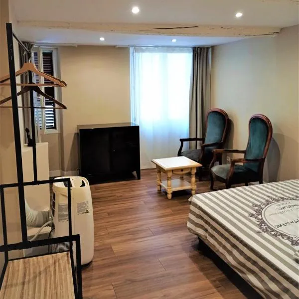 OPERAPPART 4, hôtel à Toulon