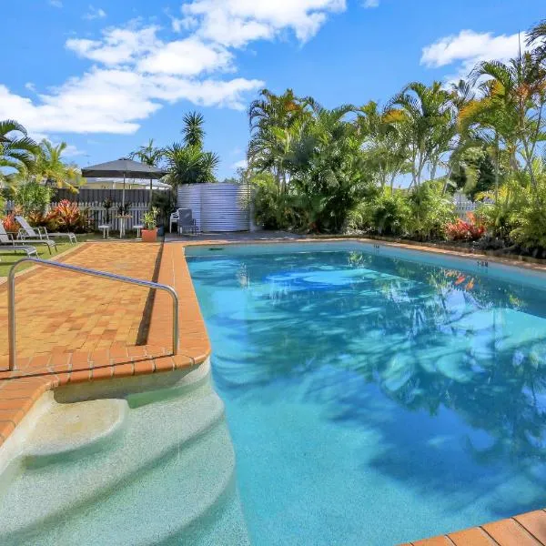 Cane Village Holiday Park, hotel Bundabergben