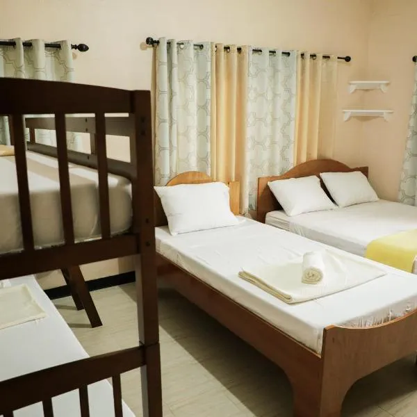 Yogi-Homestay, hotel di Koror