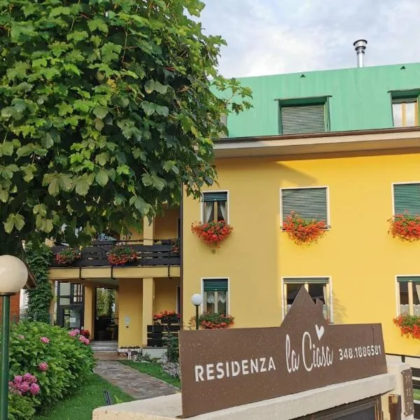 Residenza La Ciasa, hotell i Claut