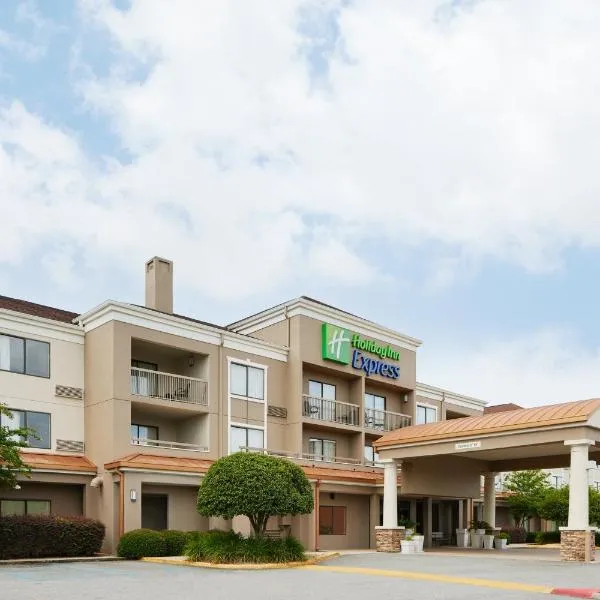 Holiday Inn Express Tifton, an IHG Hotel、ティフトンのホテル