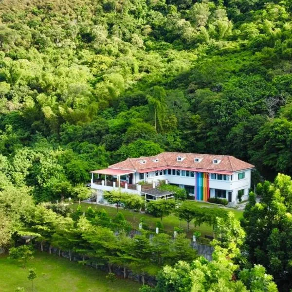 Li Wu Zuo Cun B&B, hotel v destinaci Chongde