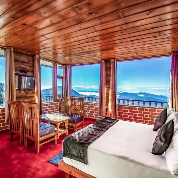LA Riqueza Kanatal - Beautiful view of Gangotri Mountains & Himalayas, hotel v mestu Kanatal