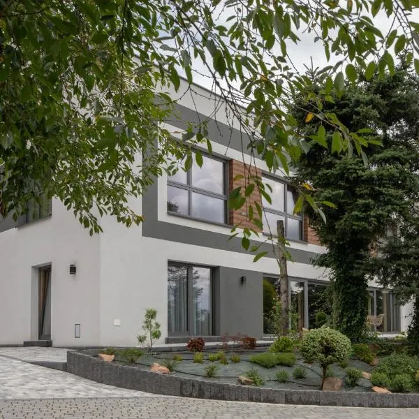 Dębowy Zakątek - SPOKOJNY, KOMFORTOWY WYPOCZYNEK W OKOLICY KRAKOWA, hotel en Radziszów