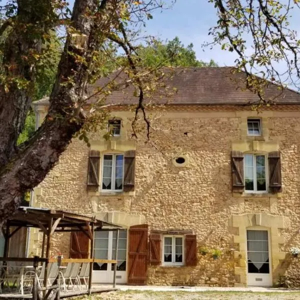 Moulin de l'Hoste, hotel en Larzac