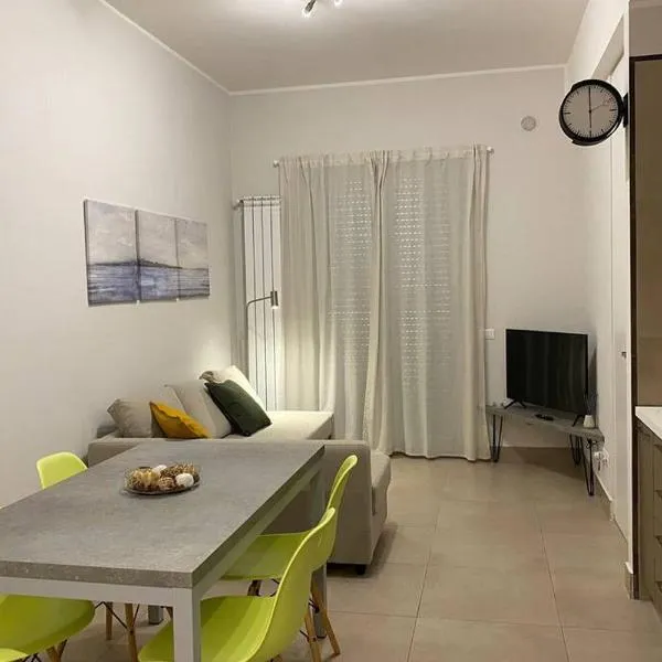 B&B Piano1 Interno5 - Accogliente e moderno bilocale vicino al centro, hotel v Salernu