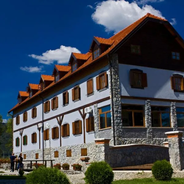 Hotel Gacka, hotel in Vukelići