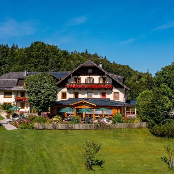 Landhotel Hochlackenhof, viešbutis mieste Fuschl am See