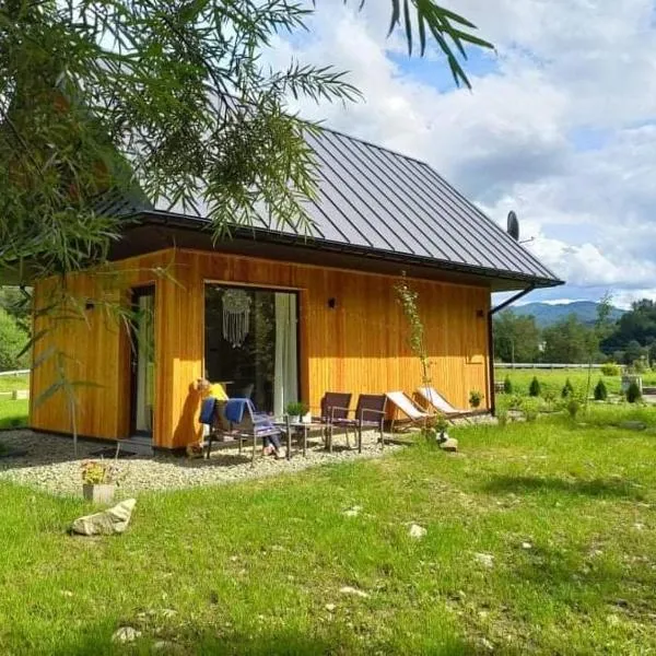 Mała Gorczańska Chatka, hotel u gradu Łącko