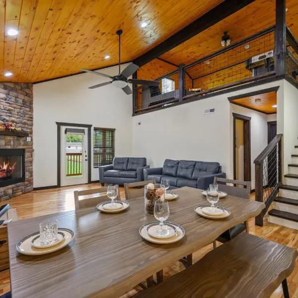 Smoky Mountain Chalet, hotel u gradu Pidžin Fordž