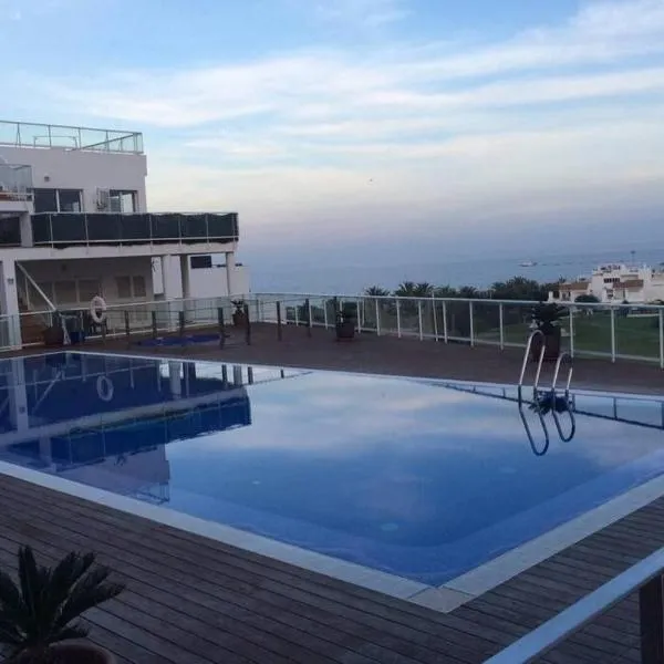 Bonito apartamento en primera línea de campo de golf y vistas al mar, khách sạn ở Mojácar