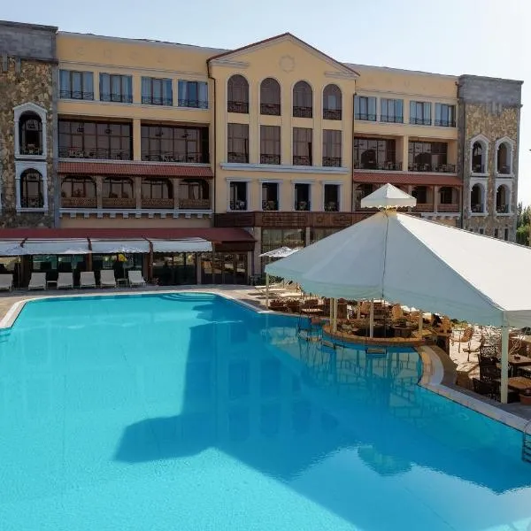 Caucasus Hotel, hotel i Jerevan