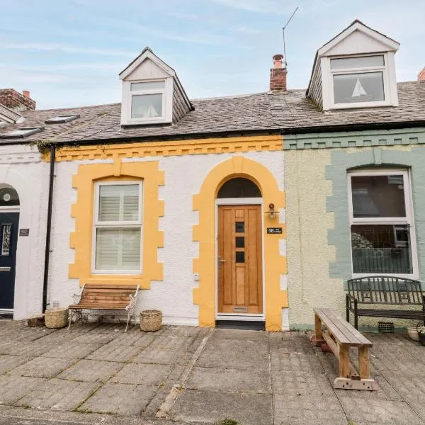 Bay Cottage, hotel in North Shields