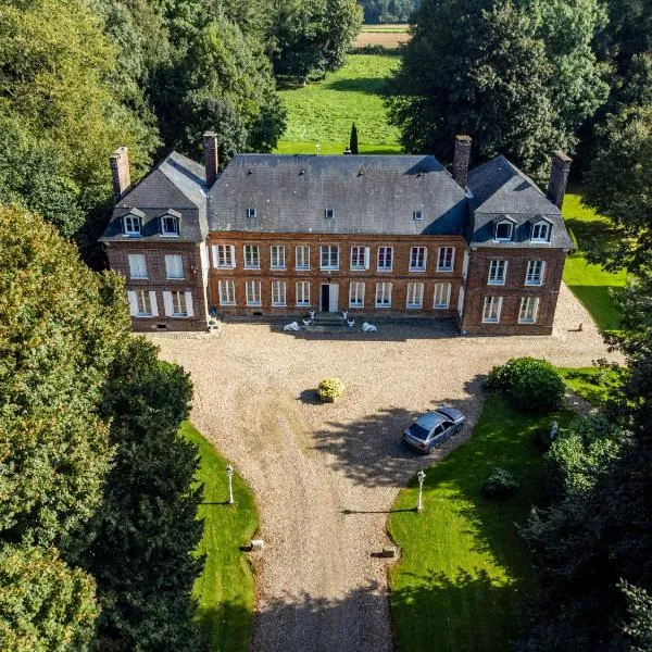 Chateau De Grosfy, hotel in Ancretiéville-Saint-Victor