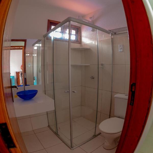 Linda casa com 5 quartos, a poucos metros da praia - Foto 3