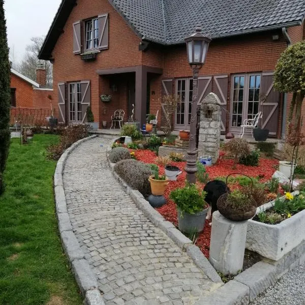 Chambres chez Nanou avec petit déjeuner, hotel in Seloignes