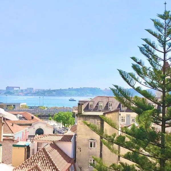 Frank's House & Happy DOWNTOWN