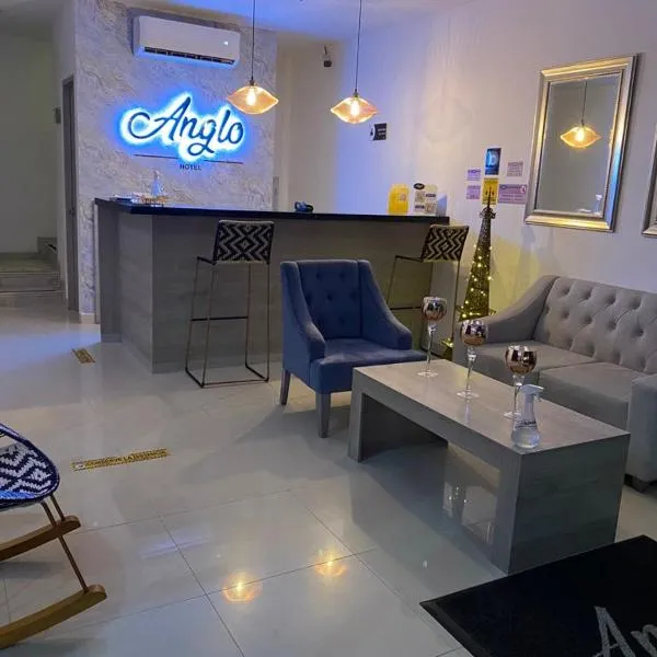 Hotel Anglo، فندق في أبارتادو