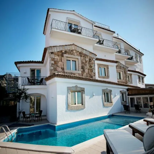 Dolce Vita Boutique Hotel, hotel Porto Cervóban