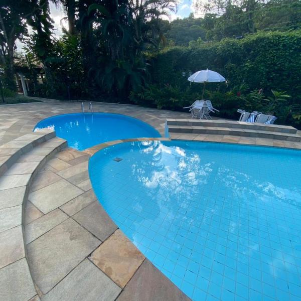 Apto. No terreo Enseada Ubatuba com piscina p/ 5 pessoas