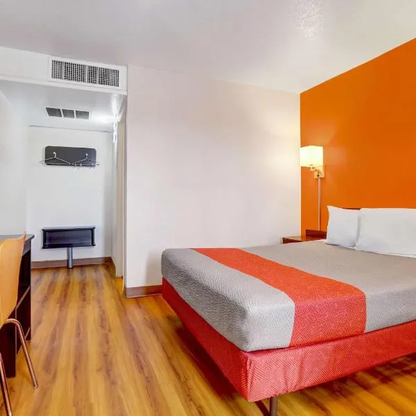 Motel 6-Grants, NM, hôtel à Grants